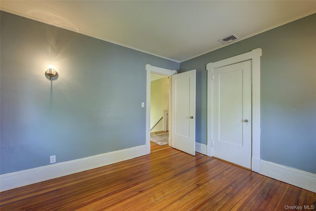 78 Hickory Grove Drive W, Larchmont, NY 10538