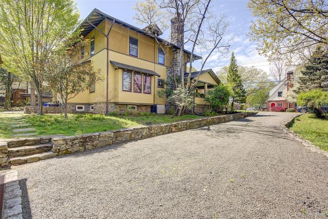 78 Hickory Grove Drive W, Larchmont, NY 10538