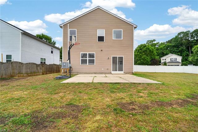114 Cotswold CT, Williamsburg, VA 23185