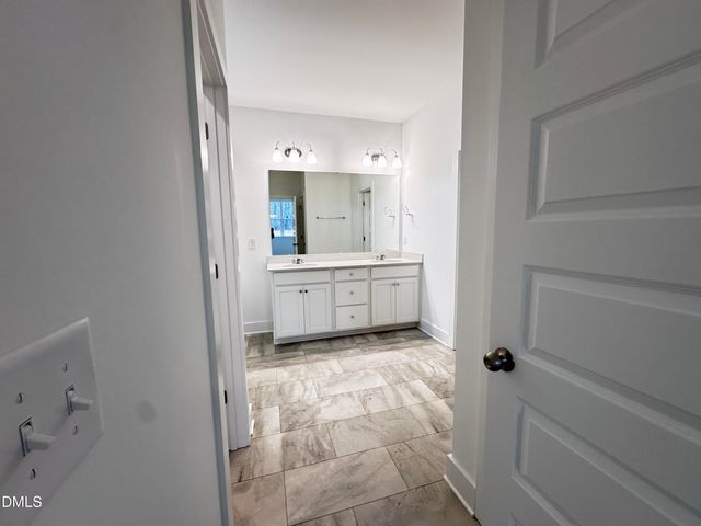 60 Seagrass Landing, Lillington, NC 27546