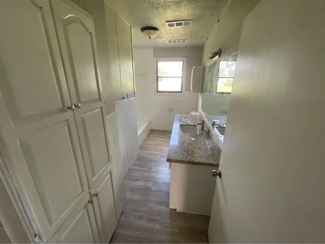 1112 W 5th Street, Port Arthur, TX 77640