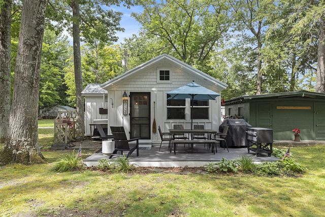 8124 Deadstream Road 7, Honor, MI 49640