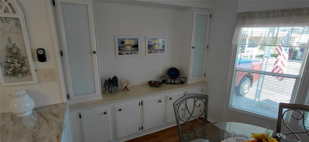 Image 7 of property listing at 2127 MANOA DRIVE, Holiday, FL 34691