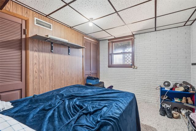 159 Crestridge Drive NW, Cedar Rapids, IA 52405