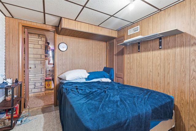 159 Crestridge Drive NW, Cedar Rapids, IA 52405