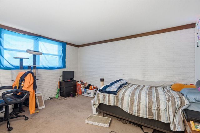 159 Crestridge Drive NW, Cedar Rapids, IA 52405