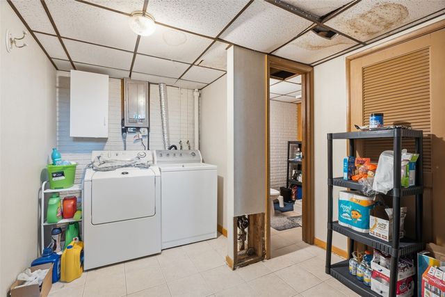 159 Crestridge Drive NW, Cedar Rapids, IA 52405