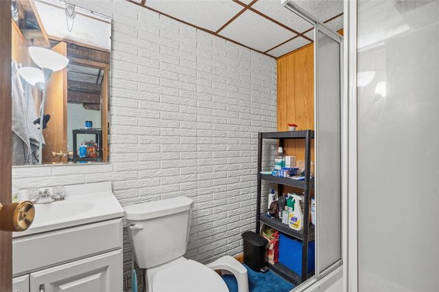 159 Crestridge Drive NW, Cedar Rapids, IA 52405