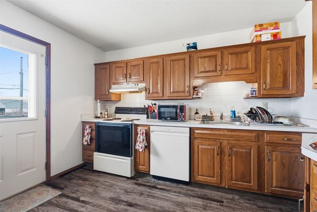 159 Crestridge Drive NW, Cedar Rapids, IA 52405