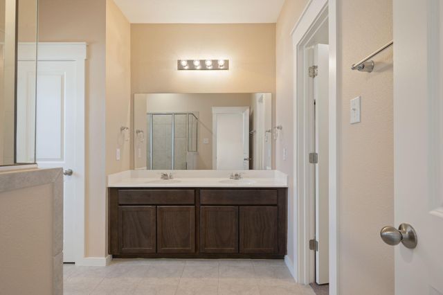 602 Knopper ST B, Pflugerville, TX 78660