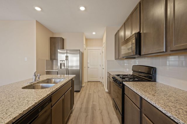 602 Knopper ST B, Pflugerville, TX 78660