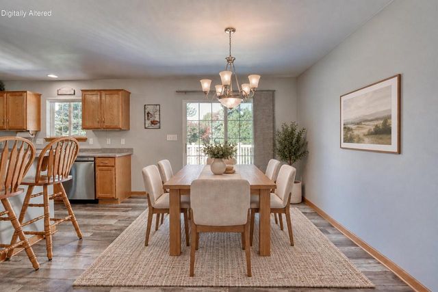 419 Majeskie DRIVE, Pewaukee, WI 53072