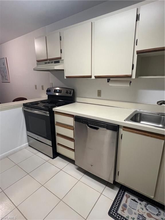 Image 2 of property listing at 4513 SW 8th CT 109, Cape Coral, FL 33914