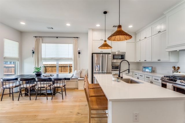 101 W Furlong, Willow Park, TX 76087