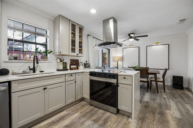5605 Reiger Avenue, Dallas, TX 75214