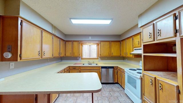 5431 Chauvin Drive, North Little Rock, AR 72118