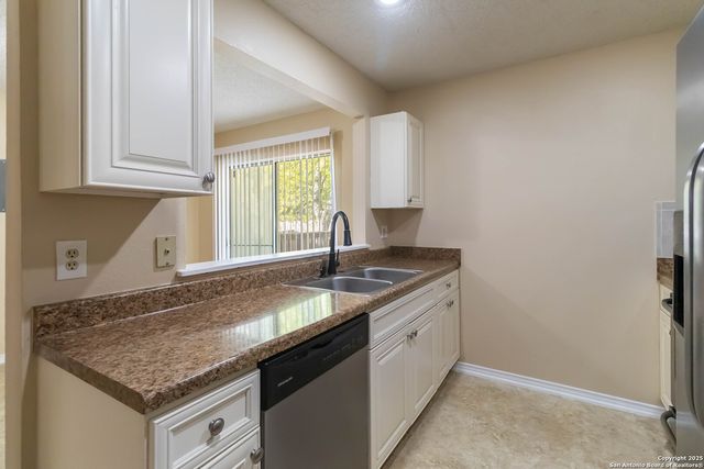 4013 Mystic Sunrise, San Antonio, TX 78244