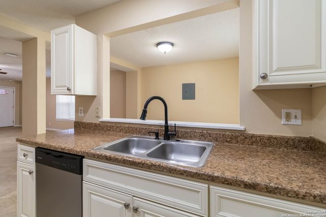 4013 Mystic Sunrise, San Antonio, TX 78244