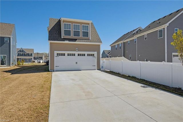 206 Ryker RD E, Moyock, NC 27958