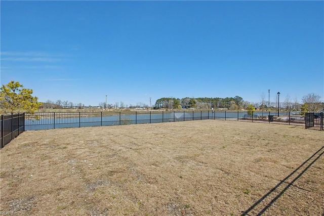 206 Ryker RD E, Moyock, NC 27958