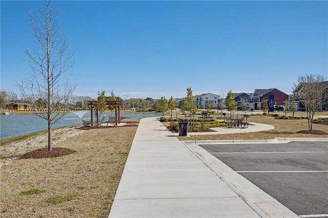 206 Ryker RD E, Moyock, NC 27958