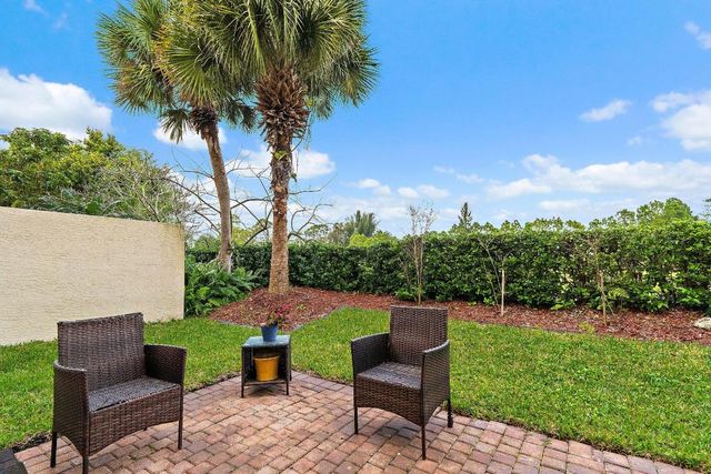 5023 Starblaze Drive, Greenacres, FL 33463