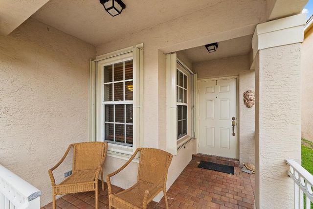 5023 Starblaze Drive, Greenacres, FL 33463