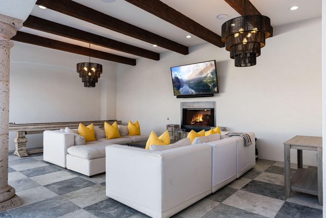 9400 Elena Drive NE, Albuquerque, NM 87122