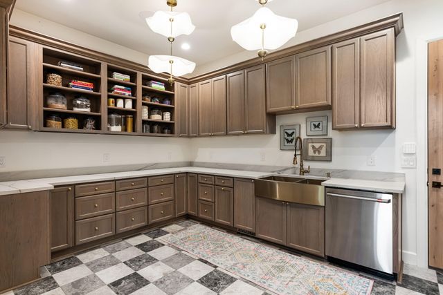 9400 Elena Drive NE, Albuquerque, NM 87122
