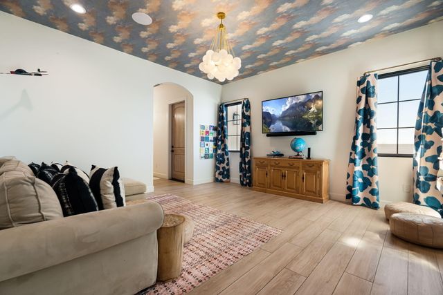 9400 Elena Drive NE, Albuquerque, NM 87122