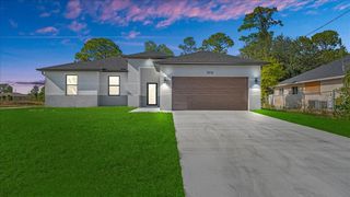 1015 MERRY STREET E, Lehigh Acres, FL 33974