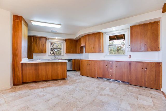 4201 River Bend Dr, San Angelo, TX 76903