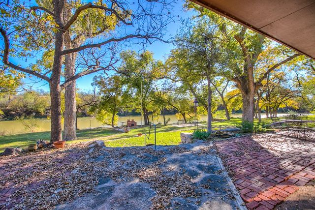 4201 River Bend Dr, San Angelo, TX 76903