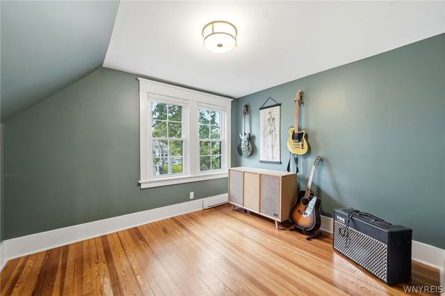 82 Crescent Avenue, Hamburg, NY 14075