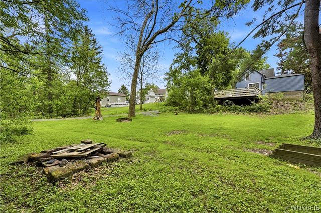 82 Crescent Avenue, Hamburg, NY 14075