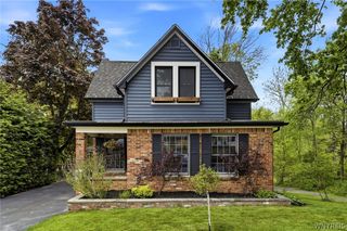 82 Crescent Avenue, Hamburg, NY 14075