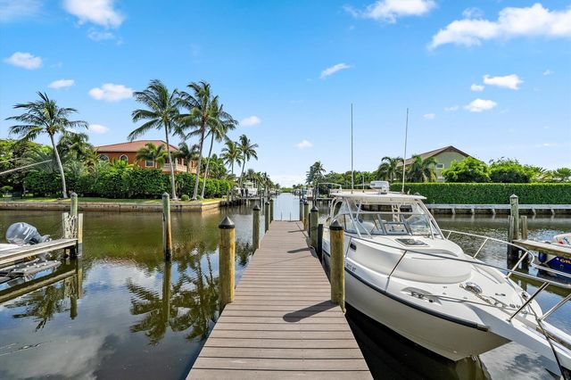 8884 SE Pelican Island Way, Hobe Sound, FL 33455
