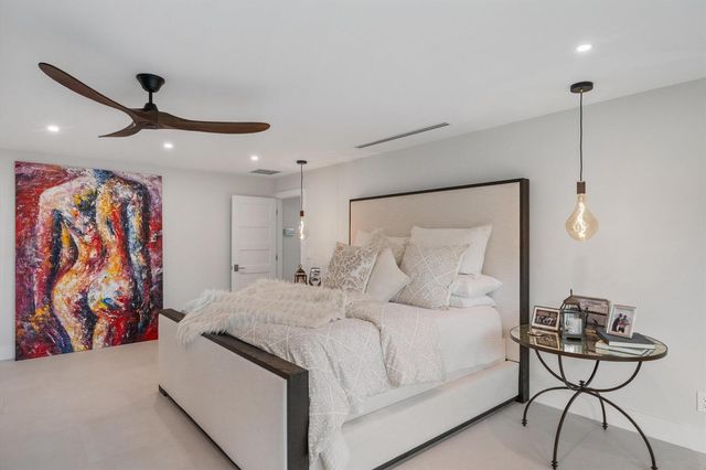8884 SE Pelican Island Way, Hobe Sound, FL 33455