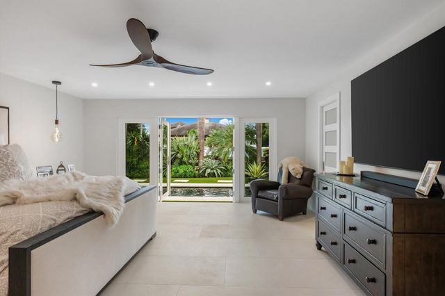 8884 SE Pelican Island Way, Hobe Sound, FL 33455