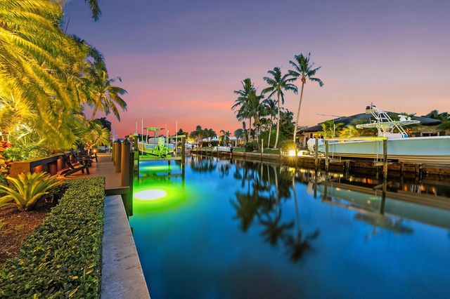 8884 SE Pelican Island Way, Hobe Sound, FL 33455