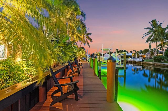 8884 SE Pelican Island Way, Hobe Sound, FL 33455
