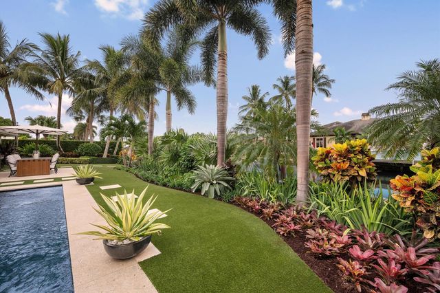 8884 SE Pelican Island Way, Hobe Sound, FL 33455