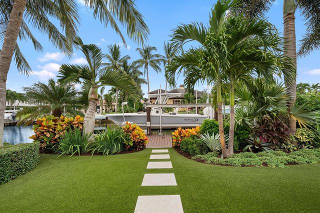 8884 SE Pelican Island Way, Hobe Sound, FL 33455