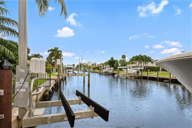 8884 SE Pelican Island Way, Hobe Sound, FL 33455
