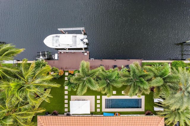 8884 SE Pelican Island Way, Hobe Sound, FL 33455