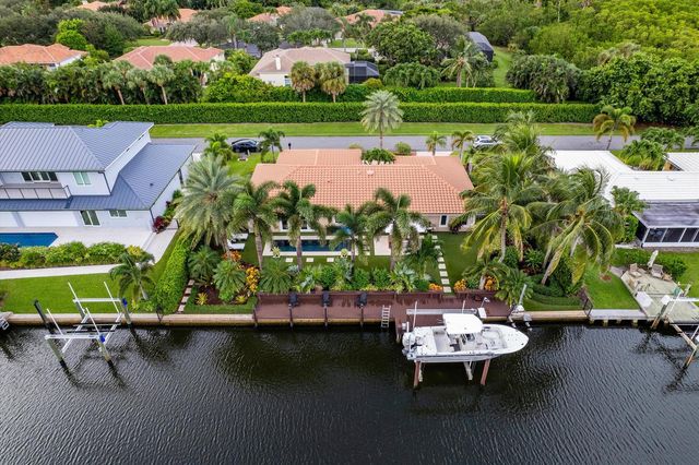 8884 SE Pelican Island Way, Hobe Sound, FL 33455