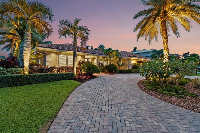 8884 SE Pelican Island Way, Hobe Sound, FL 33455