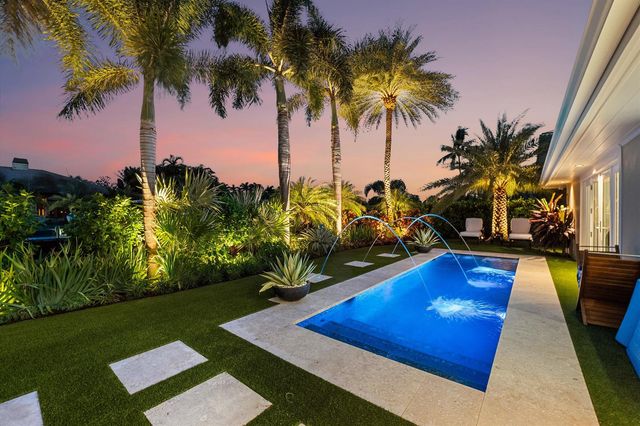 8884 SE Pelican Island Way, Hobe Sound, FL 33455