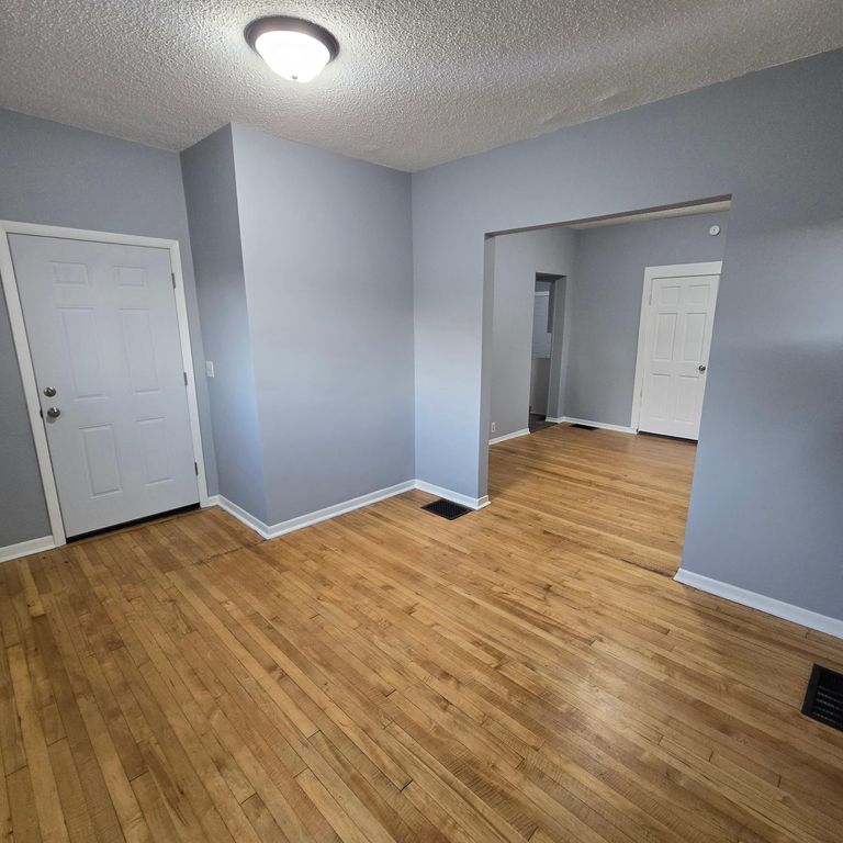 2102 Lyndale Avenue N, Minneapolis, MN 55411 — photo 5