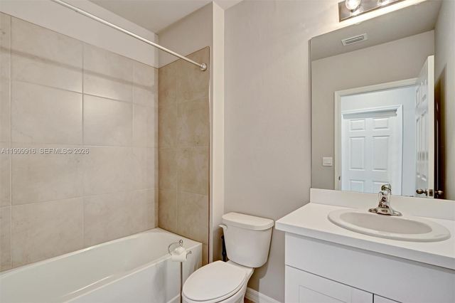 20462 Plumwood Loop, North Fort Myers, FL 33917